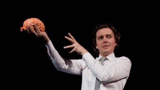 Alex Vizorek est une œuvre d'art
