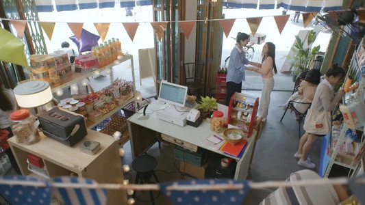 คุณวาฬร้านชำ