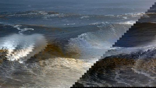 Die perfekte Welle: Big-Wave-Surfen in Portugal