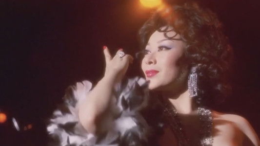 赤い花弁が濡れる