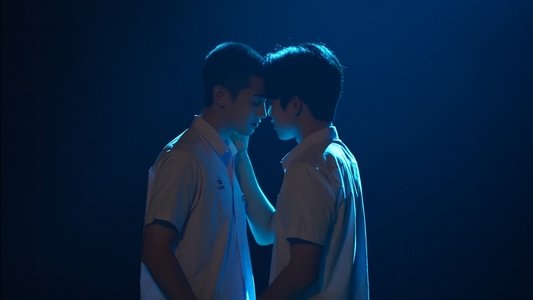 ชุลมุนกางเกงน้ำเงิน