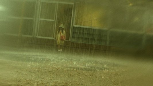 仄暗い水の底から