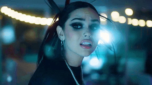 Maggie Lindemann - Knife Under My Pillow