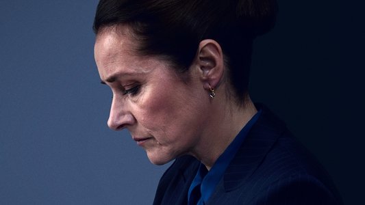 Borgen - Riget, Magten og Æren