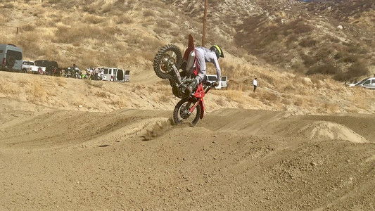 Big Crash Before Glendale!