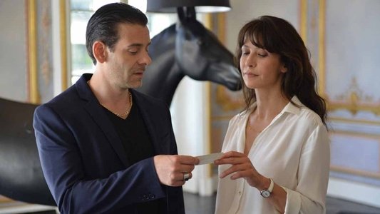 Mme Mills, une voisine si parfaite