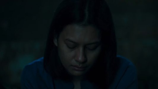 Perempuan Pembawa Sial
