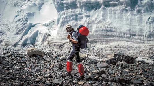 Everest Unmasked