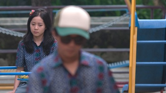 Yang Tidak Dibicarakan Ketika Membicarakan Cinta