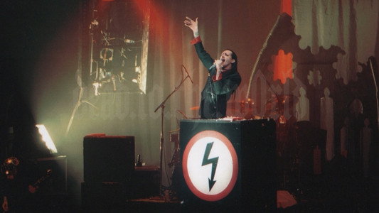 Marilyn Manson: Dead to the World