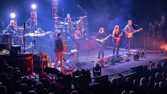 Steve Hackett - The Lamb Stands Up Live at the Royal Albert Hall