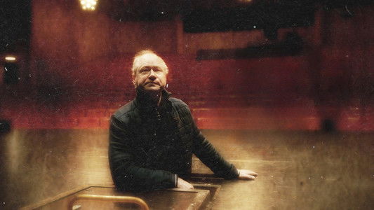 Robert Gustafsson - komikerjäveln