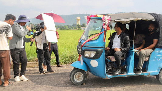 Kumude Hidyo Hero Banna