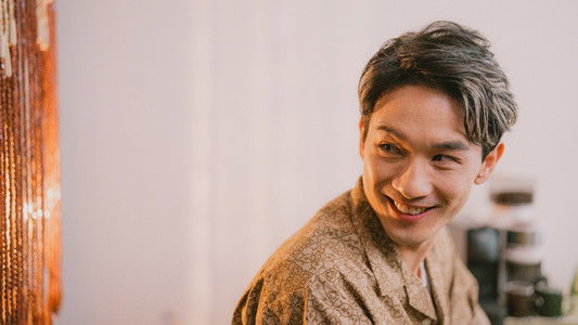 他不知道我知道