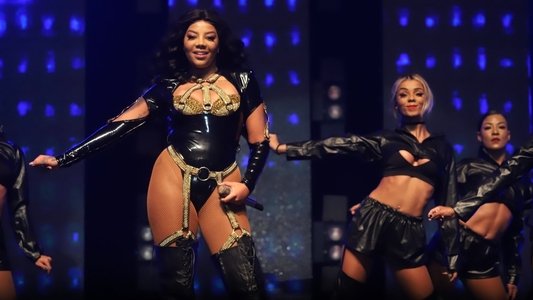 LUDMILLA: Hello Mundo