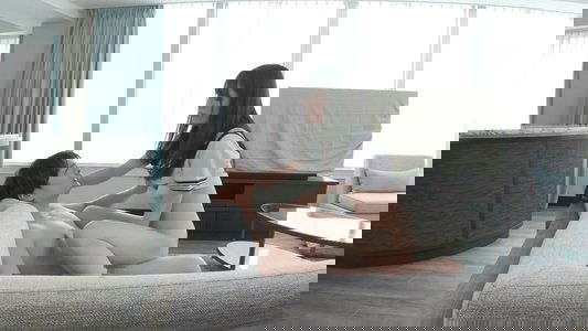 担任教師の僕は生徒の誘惑に負けて放課後ラブホで何度も、何度も、セックスしてしまった… 宮下玲奈