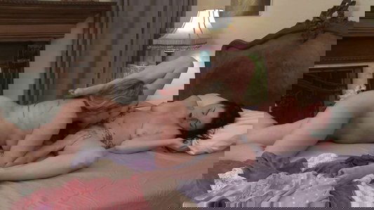 Lesbian Triangles 32