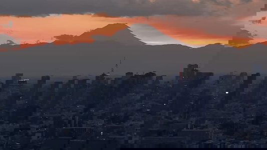 Rise of Tokyo in Color