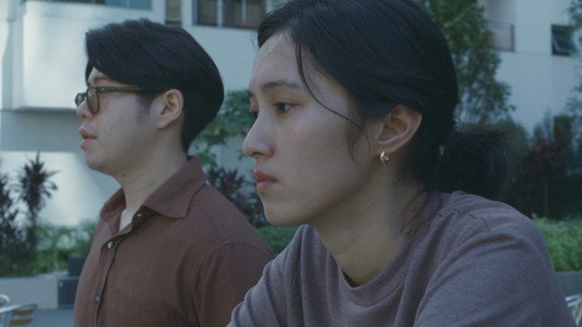 พนักงานใหม่ (โปรดรับไว้พิจารณา)