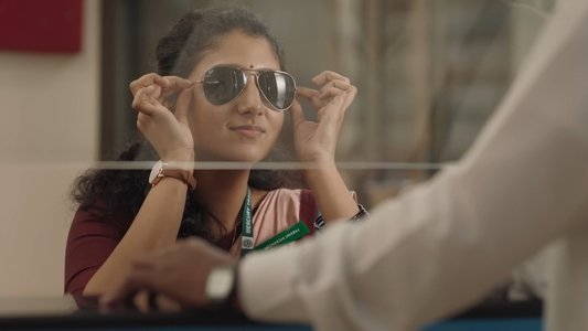 മുകുന്ദന്‍ ഉണ്ണി അസോസിയേറ്റ്സ്™