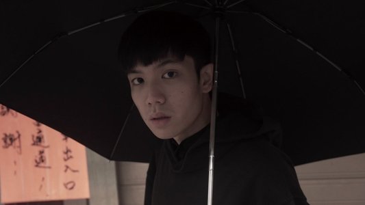 寂寥無聲的凝視