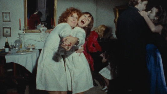 Céline et Julie vont en bateau