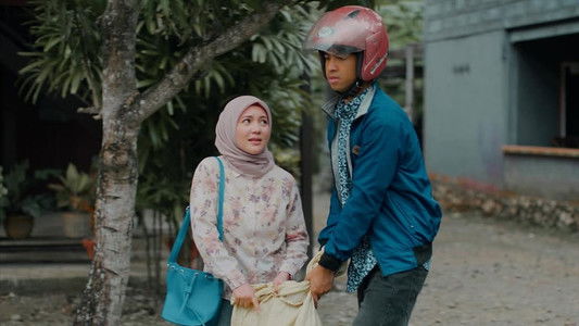 Uang Passolo: Kondangan