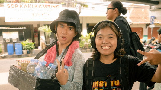 TIGA POT ONG