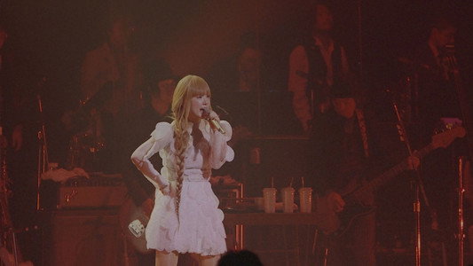 YUKI concert tour 2010“うれしくって抱きあうよ