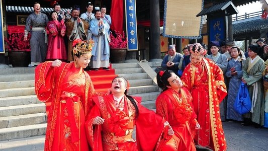带刀女捕快