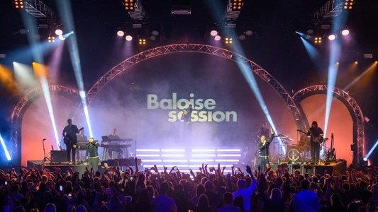 Take That play Baloise Session