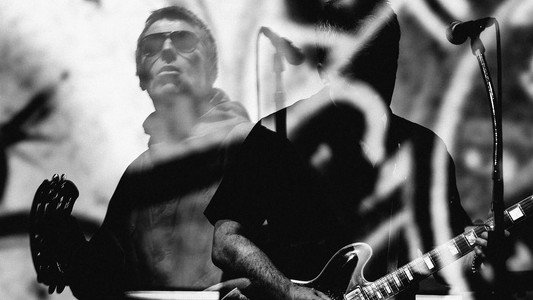 Oasis: Don't Look Back in Anger