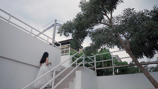 Benang Dalam Awan