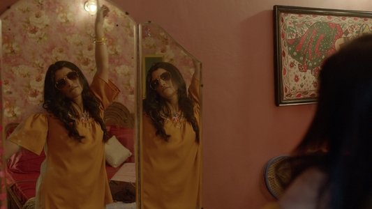 डॉली किट्टी और वो चमकते सितारे