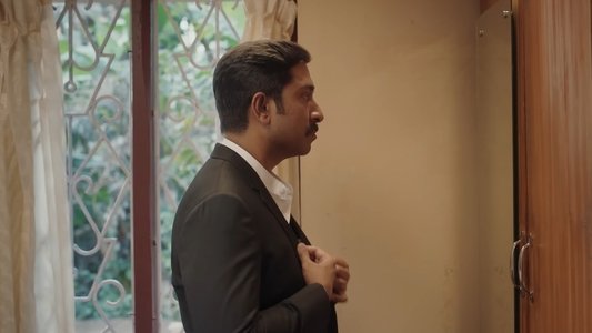 മുകുന്ദന്‍ ഉണ്ണി അസോസിയേറ്റ്സ്™