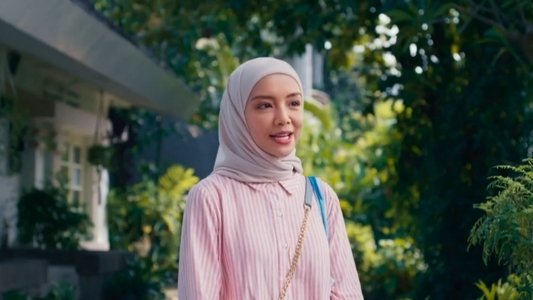 Cinta Tak Pernah Tepat Waktu