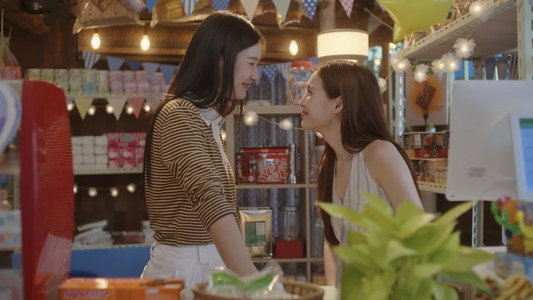 คุณวาฬร้านชำ