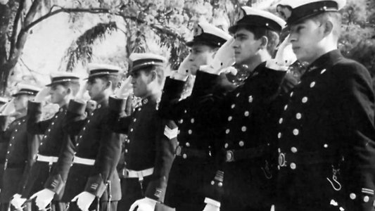Escadrons De La Mort : L'École Française