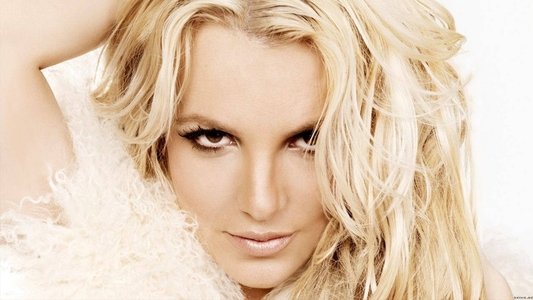 Britney Spears - Live The Femme Fatale Tour