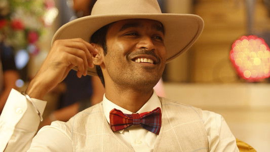 எனை நோக்கி பாயும் தோட்டா