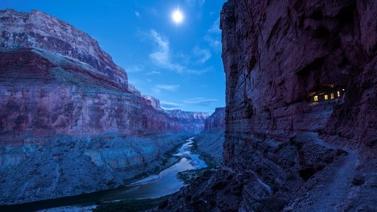 Into the Grand Canyon