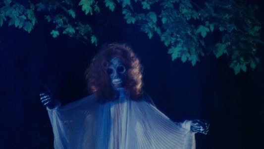 La notte che Evelyn uscì dalla tomba
