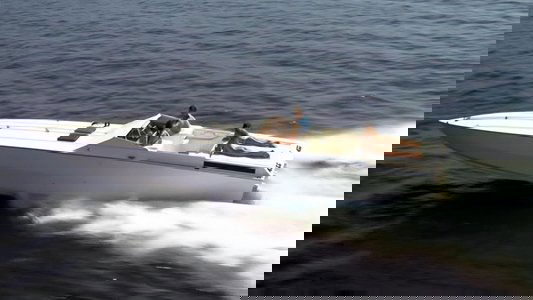 Police des moeurs: Les filles de Saint Tropez