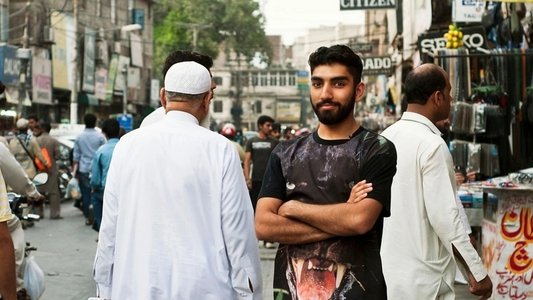 How Gay Is Pakistan?