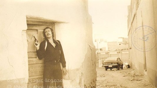 ذئاب لا تاكل اللحم‎