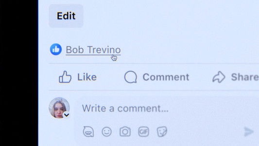 Bob Trevino Likes It