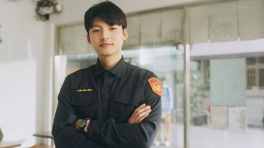 整個世界，只有你連上了我