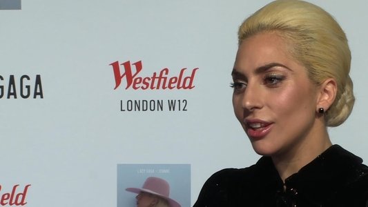 Lady Gaga - Encore