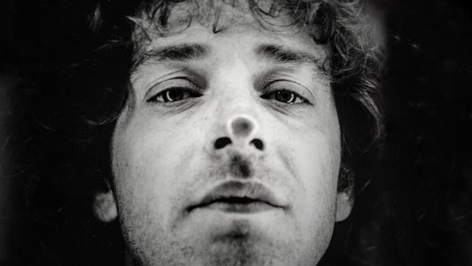 Bios: Vidas que marcaron la tuya