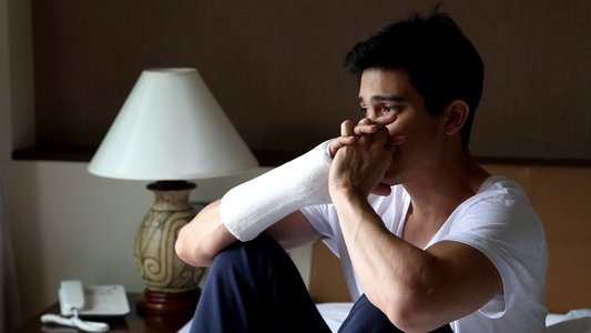 มิสเตอร์เฮิร์ท มือวางอันดับเจ็บ